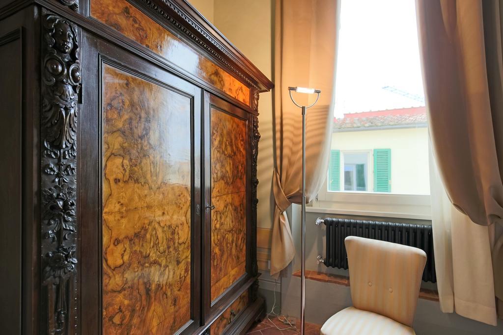 Alojamento de Acomodação e Pequeno-almoço Uffizi Harmony